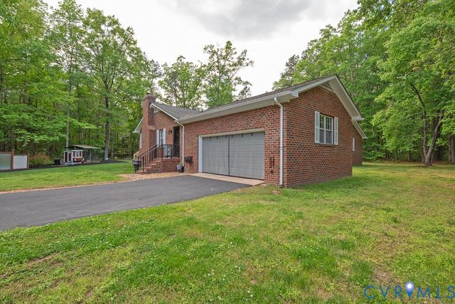 12253 Cedar Ln, Hanover, VA 23005