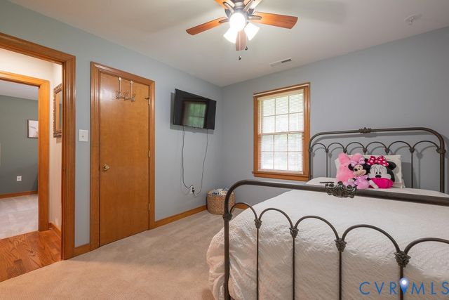 12253 Cedar Ln, Hanover, VA 23005