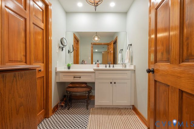 12253 Cedar Ln, Hanover, VA 23005