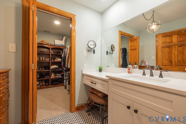 12253 Cedar Ln, Hanover, VA 23005