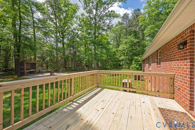 12253 Cedar Ln, Hanover, VA 23005