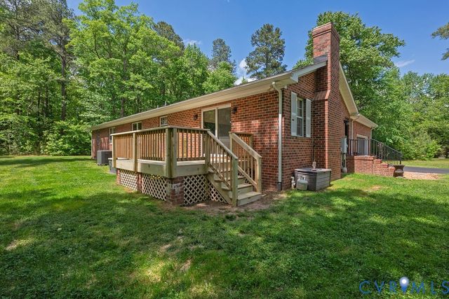 12253 Cedar Ln, Hanover, VA 23005