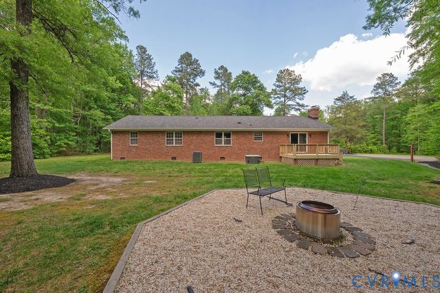 12253 Cedar Ln, Hanover, VA 23005