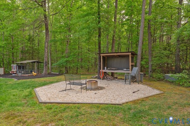 12253 Cedar Ln, Hanover, VA 23005