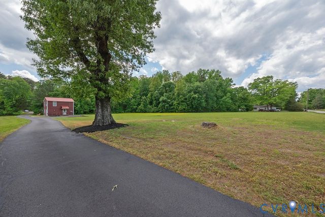 12253 Cedar Ln, Hanover, VA 23005