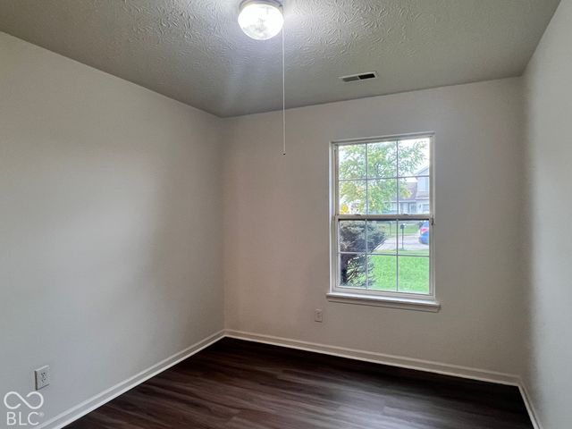 5971 Sycamore Forge Drive, Indianapolis, IN 46254