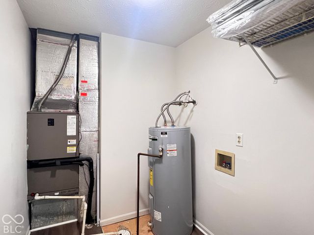 5971 Sycamore Forge Drive, Indianapolis, IN 46254