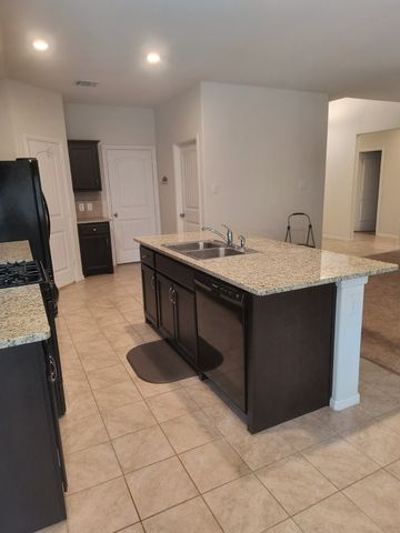 805 Rutherford Drive, Crowley, TX 76036
