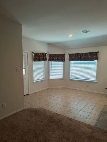 805 Rutherford Drive, Crowley, TX 76036