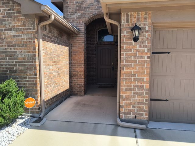 805 Rutherford Drive, Crowley, TX 76036