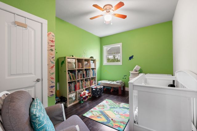 226 W Willingham Street, Cleburne, TX 76033