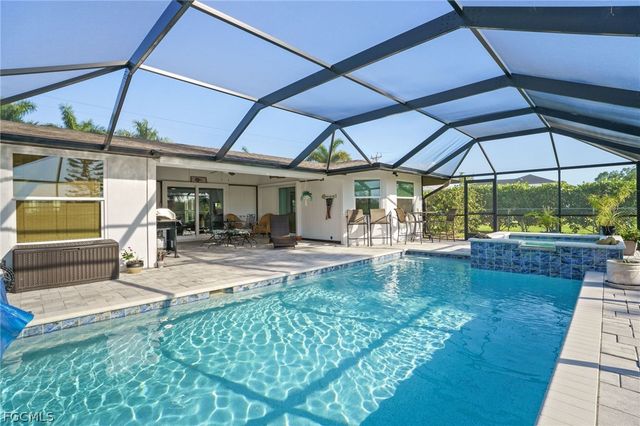 5714 SW 1st CT, Cape Coral, FL 33914