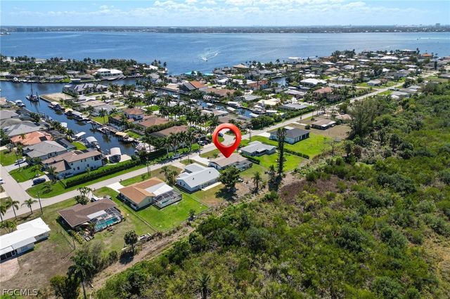 5714 SW 1st CT, Cape Coral, FL 33914