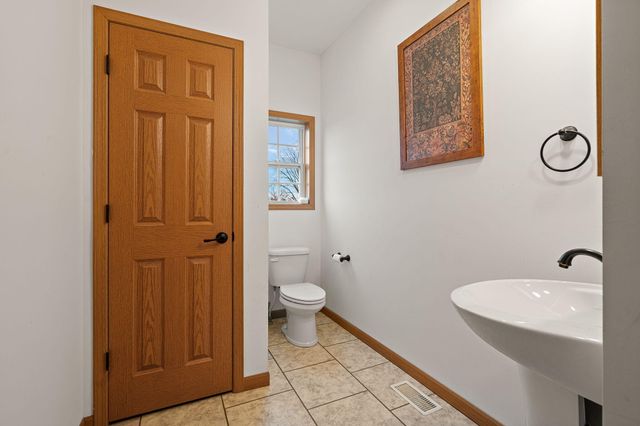 166 W 200 S, Valparaiso, IN 46385