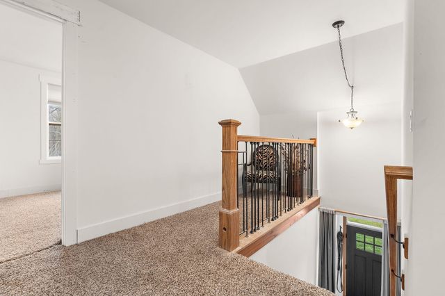 166 W 200 S, Valparaiso, IN 46385