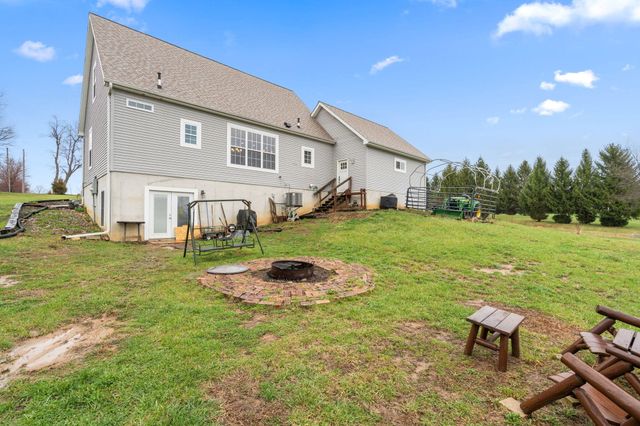 166 W 200 S, Valparaiso, IN 46385