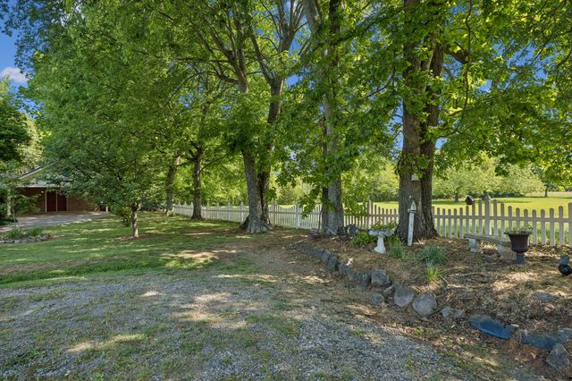 157 Paschal Dr, Murfreesboro, TN 37128