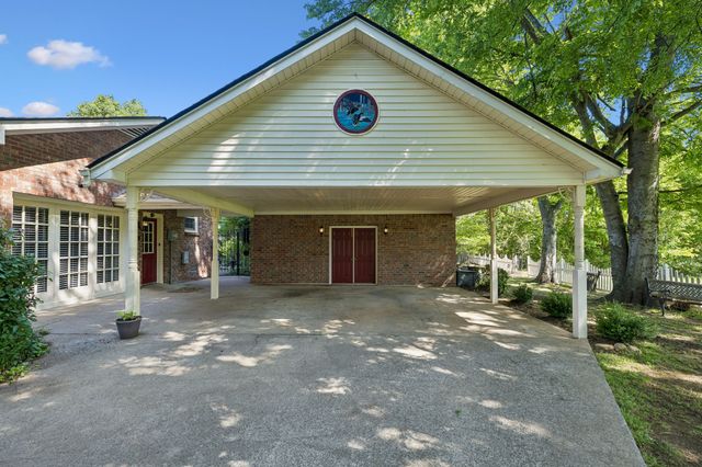 157 Paschal Dr, Murfreesboro, TN 37128