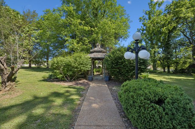 157 Paschal Dr, Murfreesboro, TN 37128