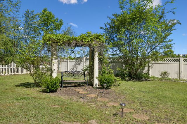 157 Paschal Dr, Murfreesboro, TN 37128