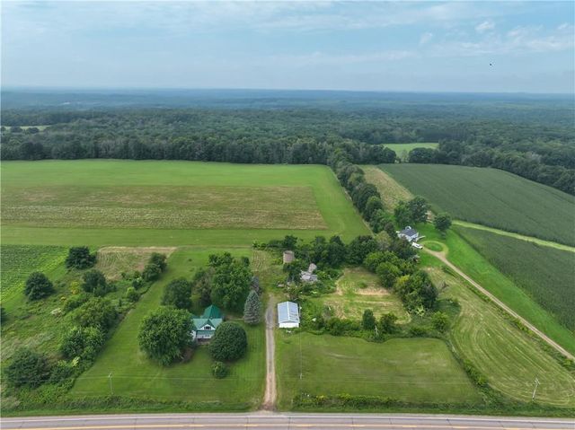 5233 County Road G, Neillsville, WI 54456