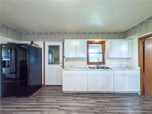 5233 County Road G, Neillsville, WI 54456