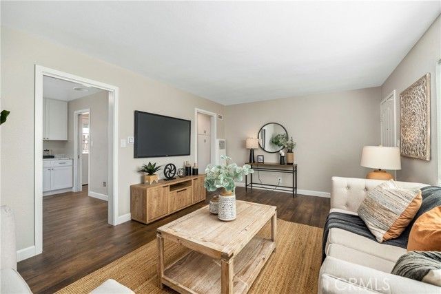 164 Euclid Place, Upland, CA 91786