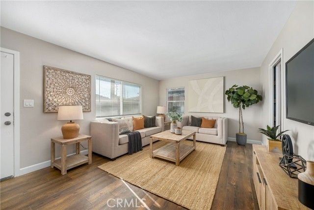 164 Euclid Place, Upland, CA 91786