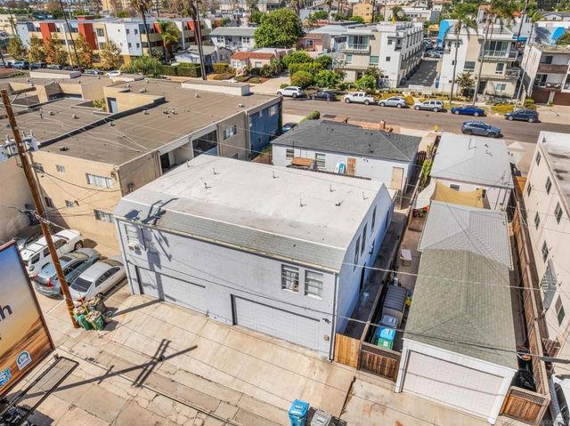 1951 55 Hornblend St., San Diego, CA 92109