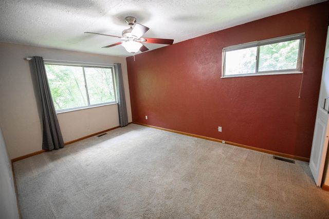 301 Twp Rd 158, Chesapeake, OH 45619