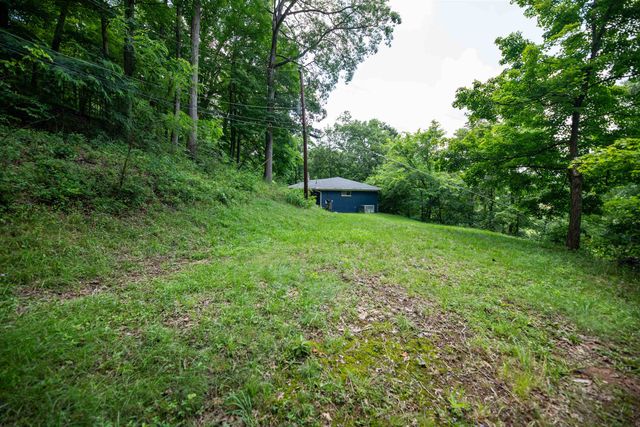 301 Twp Rd 158, Chesapeake, OH 45619