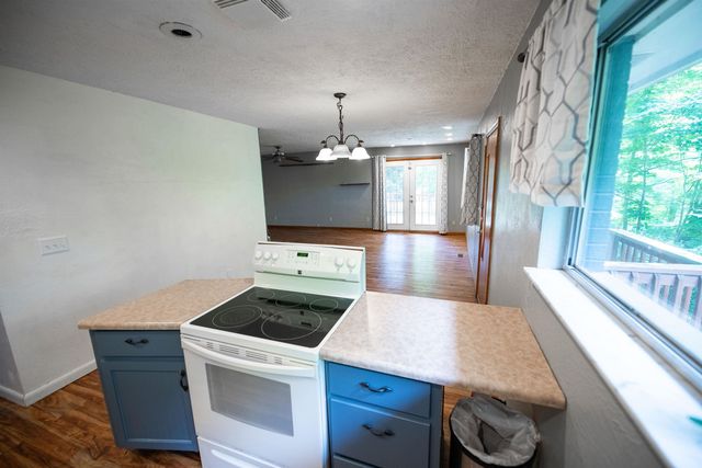 301 Twp Rd 158, Chesapeake, OH 45619