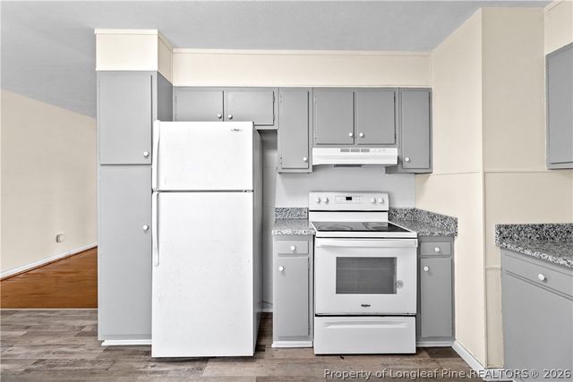 310 N 4th Street, St Pauls, NC 28384