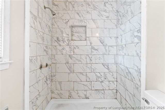 310 N 4th Street, St Pauls, NC 28384