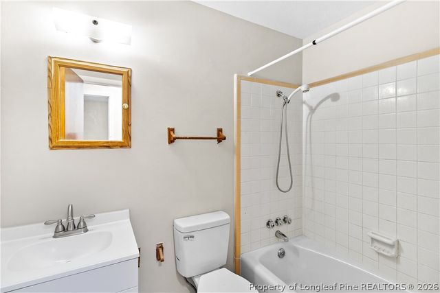 310 N 4th Street, St Pauls, NC 28384