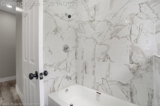 5124 W Chicago Street Apt 2, Detroit, MI 48204