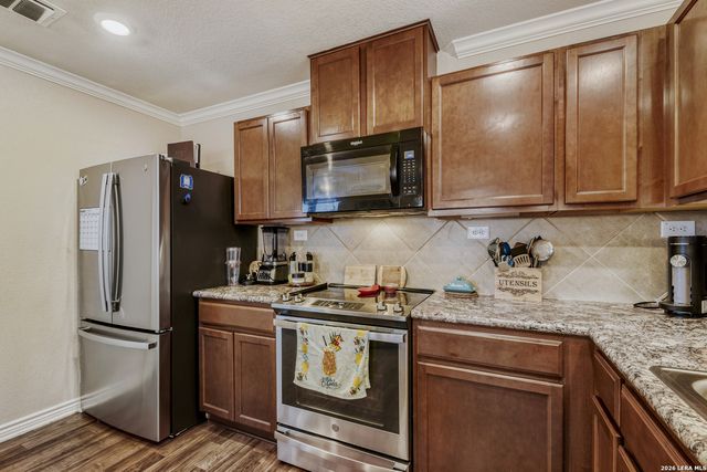 1814 Overlook, San Antonio, TX 78245