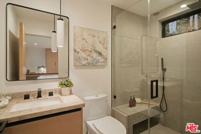 3621 Moore Street, Los Angeles, CA 90066