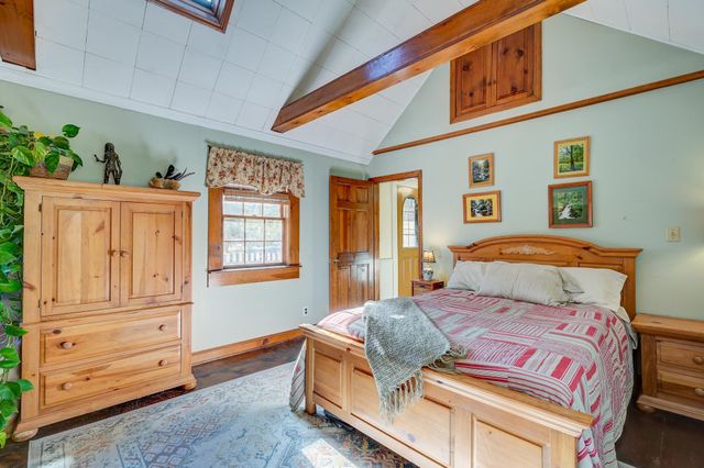 78 School Street, Effingham, NH 03882