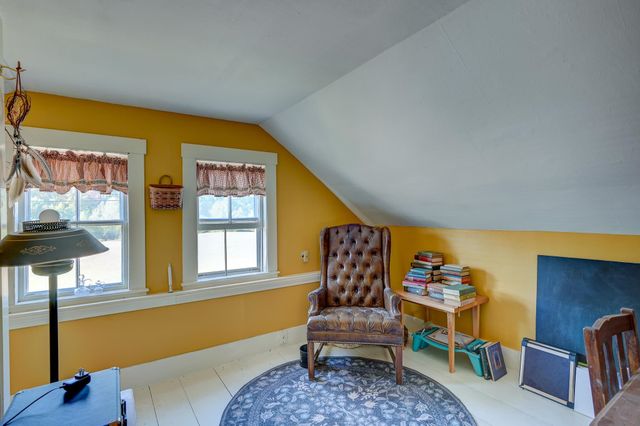 78 School Street, Effingham, NH 03882