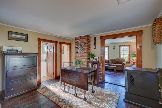 78 School Street, Effingham, NH 03882