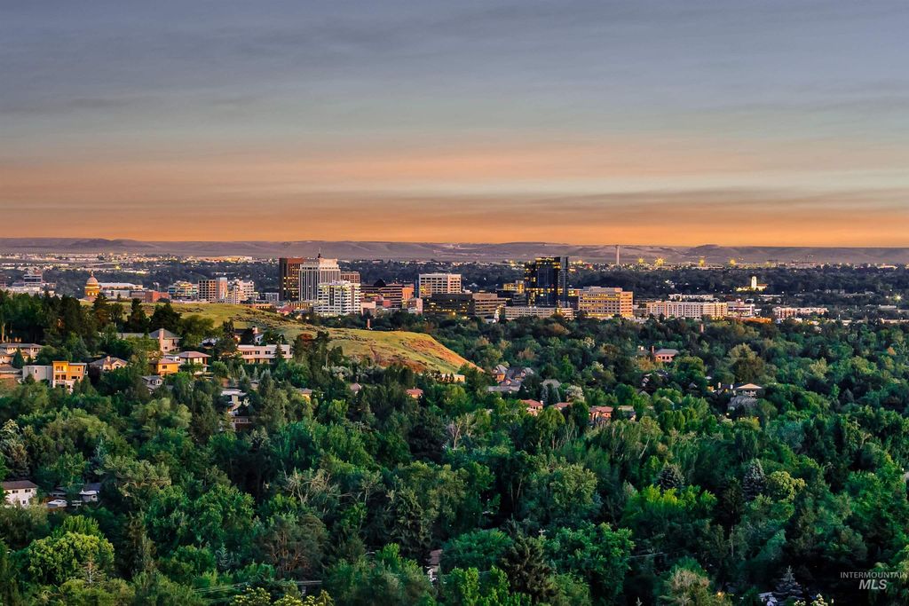 3685 N Capitol View Lane, Boise, ID 83714 photo 2