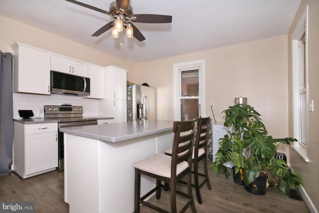 322 E CHERRY ST, Palmyra, PA 17078