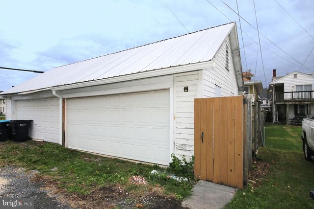 322 E CHERRY ST, Palmyra, PA 17078