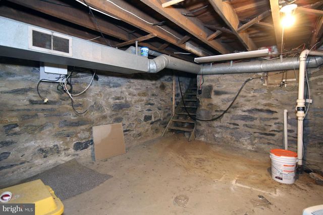 322 E CHERRY ST, Palmyra, PA 17078