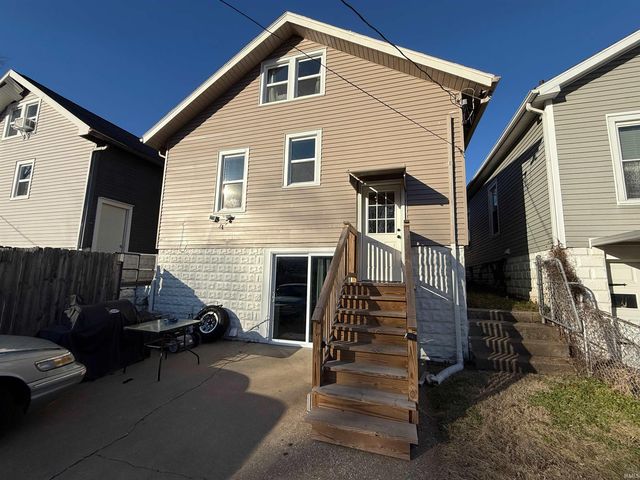 2622 Hillcrest Terrace, Evansville, IN 47712