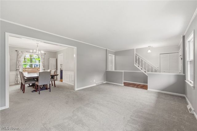 4083 Lydgate Drive, North Olmsted, OH 44070