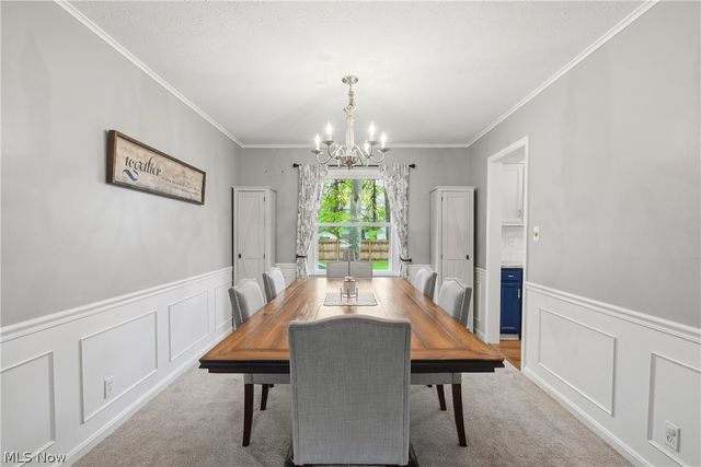 4083 Lydgate Drive, North Olmsted, OH 44070