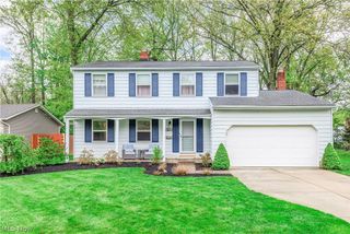 4083 Lydgate Drive, North Olmsted, OH 44070