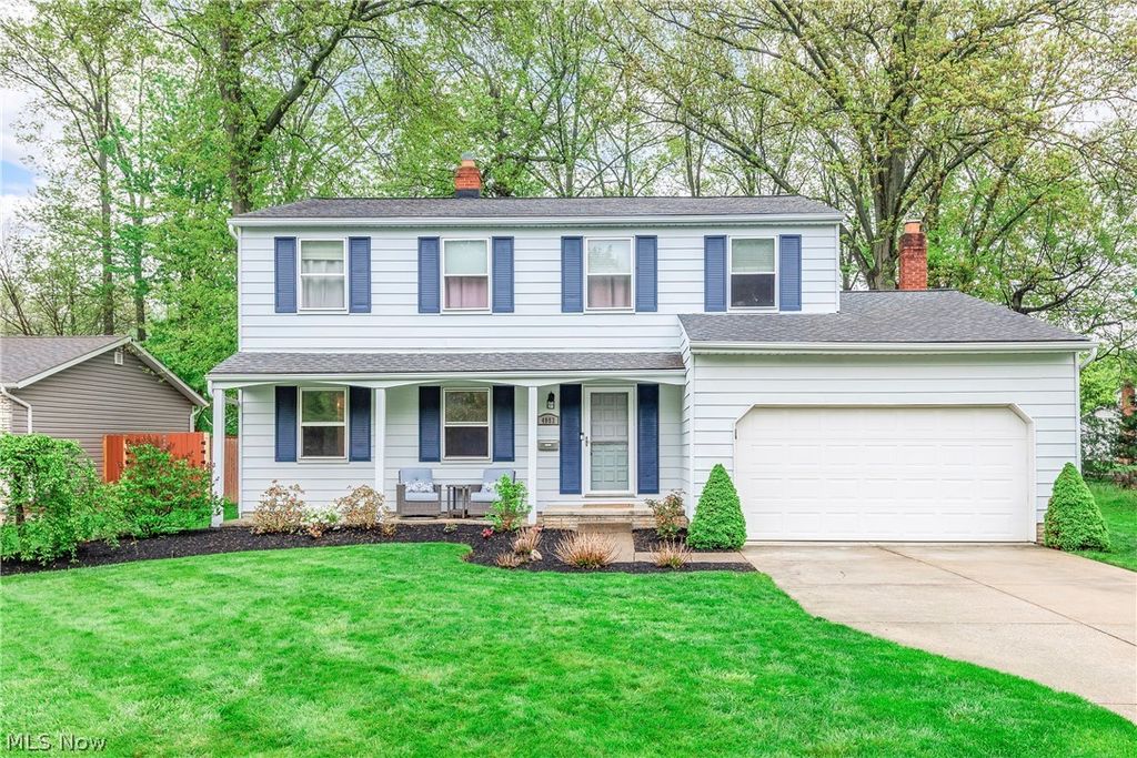 4083 Lydgate Drive, North Olmsted, OH 44070